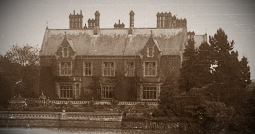Hartsholme Hall in Hartsholme Country Park